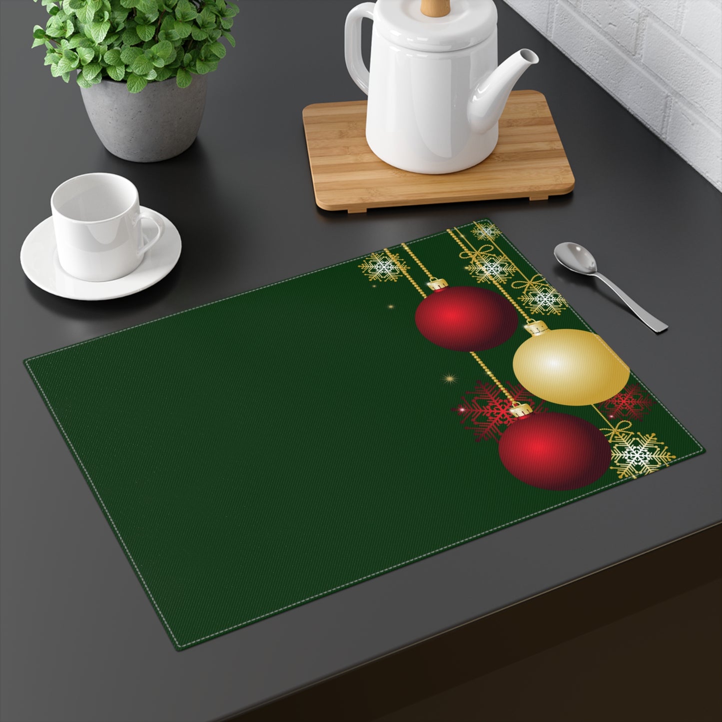 Red and Gold Christmas Balls Christmas Placemat, 1pc