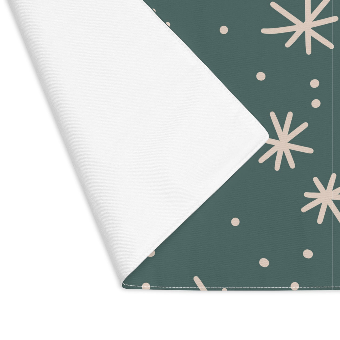 Snowflakes Pattern Scandinavian Christmas Placemat, 1pc