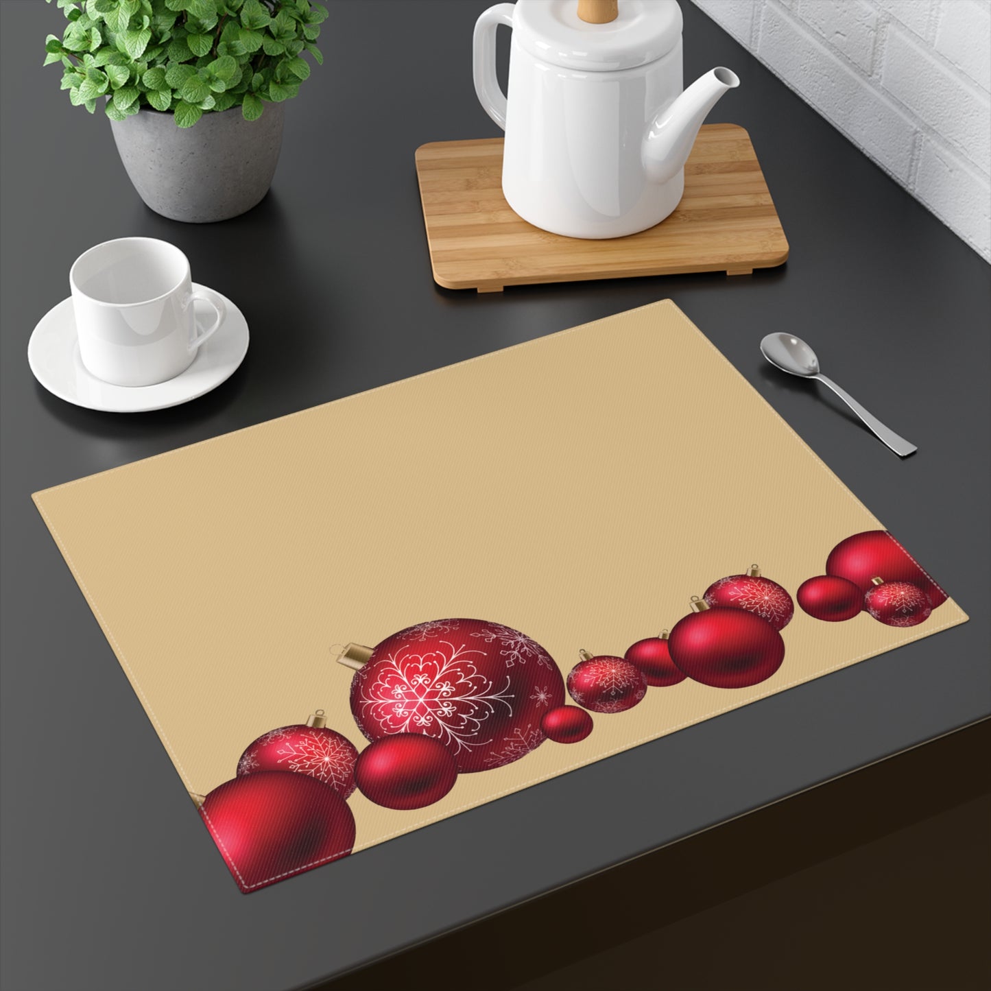 Red Christmas Balls on Gold Christmas Placemat, 1pc